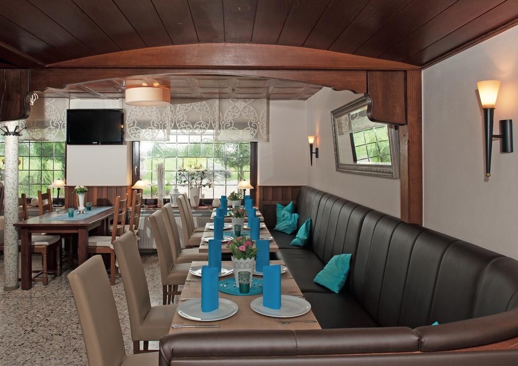 Hotel Restaurant Zum Heidekrug แบร์เซนบรุค ภายนอก รูปภาพ