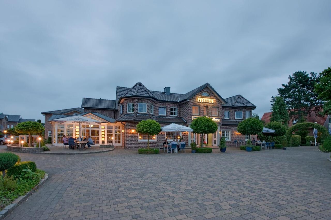 Hotel Restaurant Zum Heidekrug แบร์เซนบรุค ภายนอก รูปภาพ